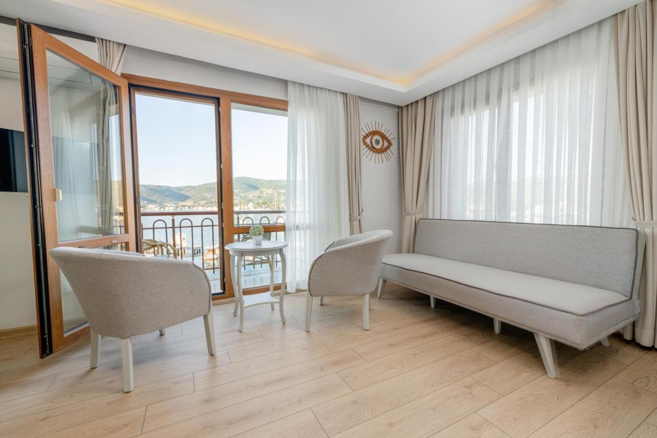 Hanedan Izmir Foça